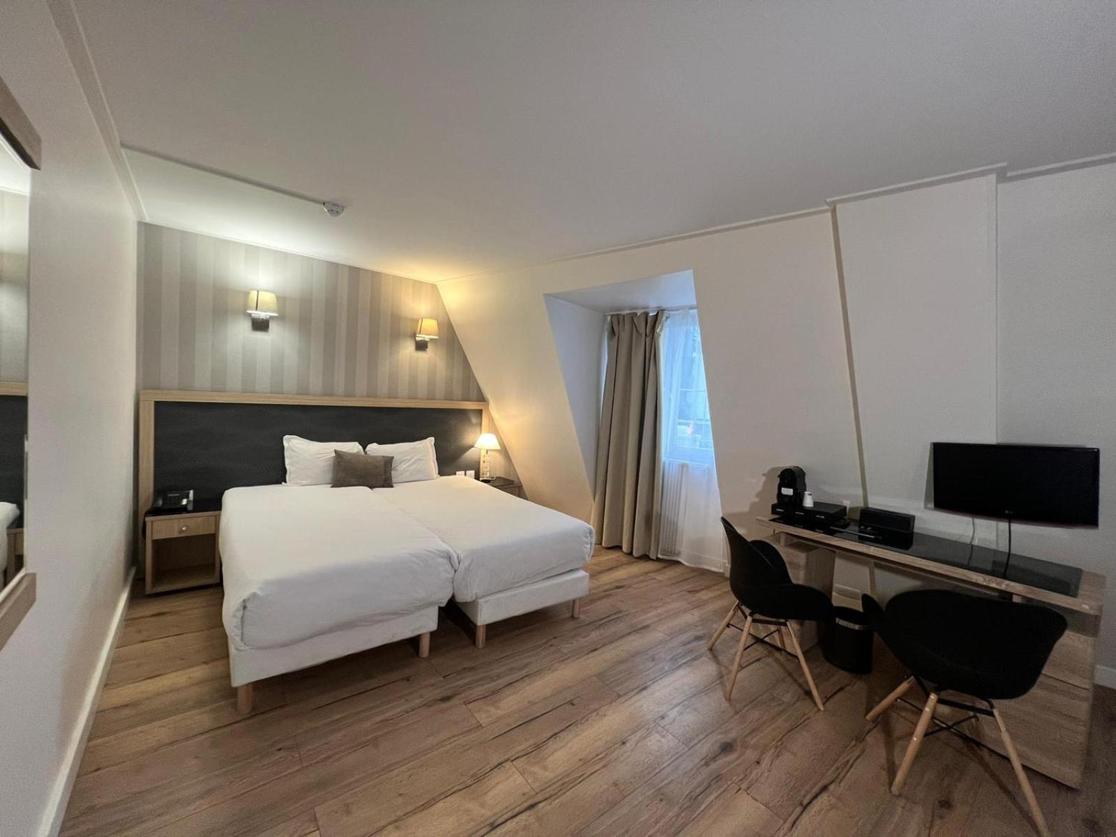 เลอบรอง Hotel ปารีส ภายนอก รูปภาพ